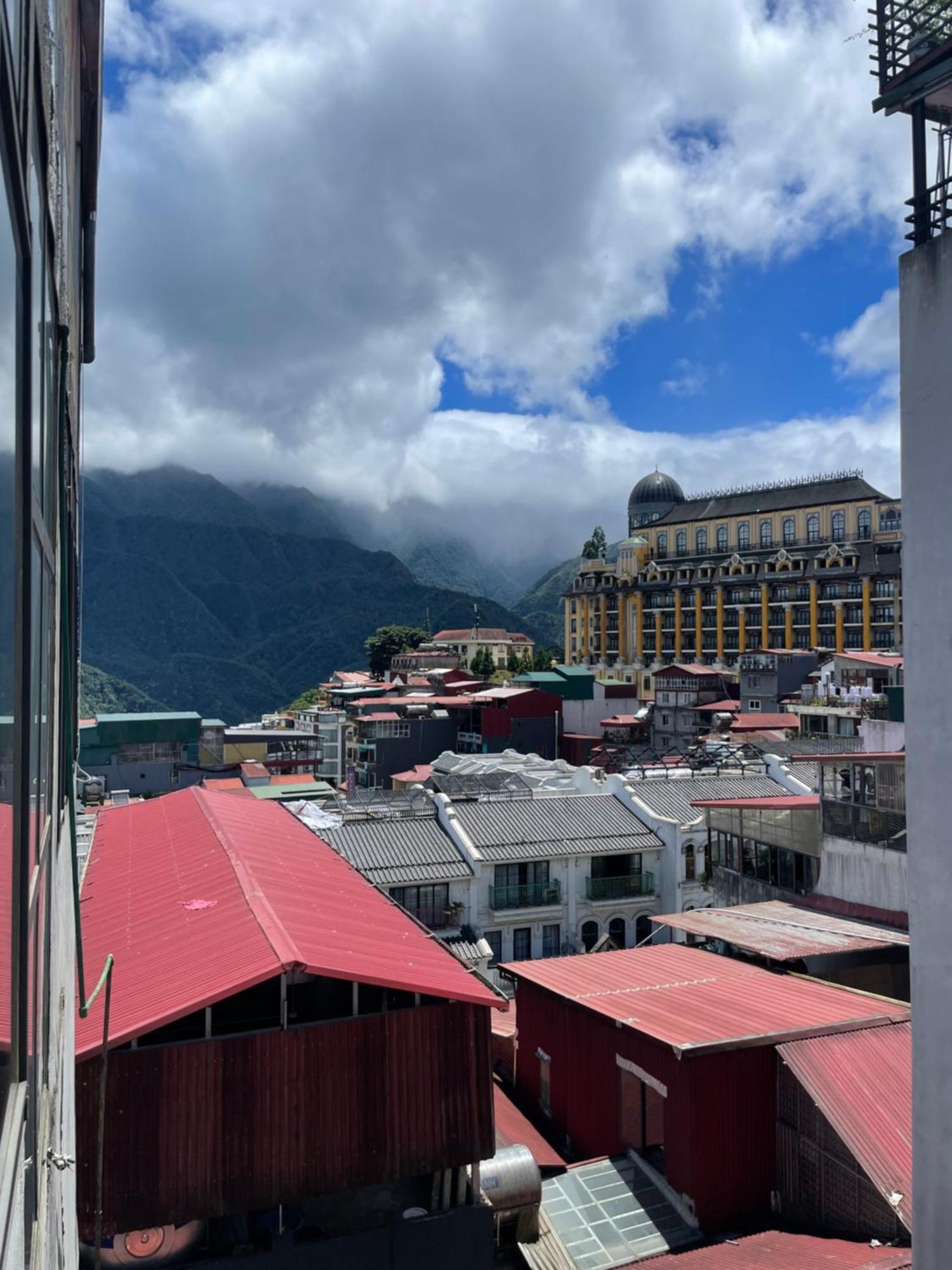 Tuongmai Home & Trekking Tour Sa Pa Esterno foto