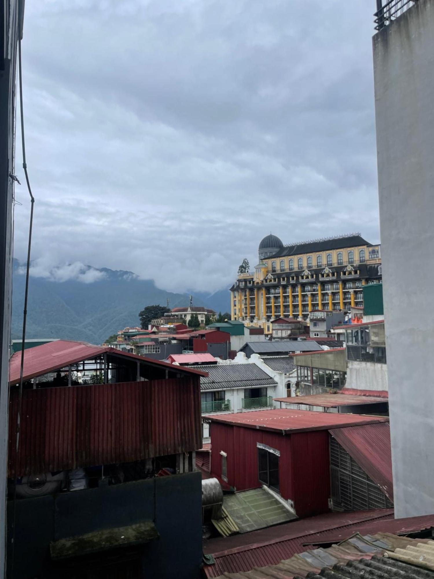 Tuongmai Home & Trekking Tour Sa Pa Esterno foto